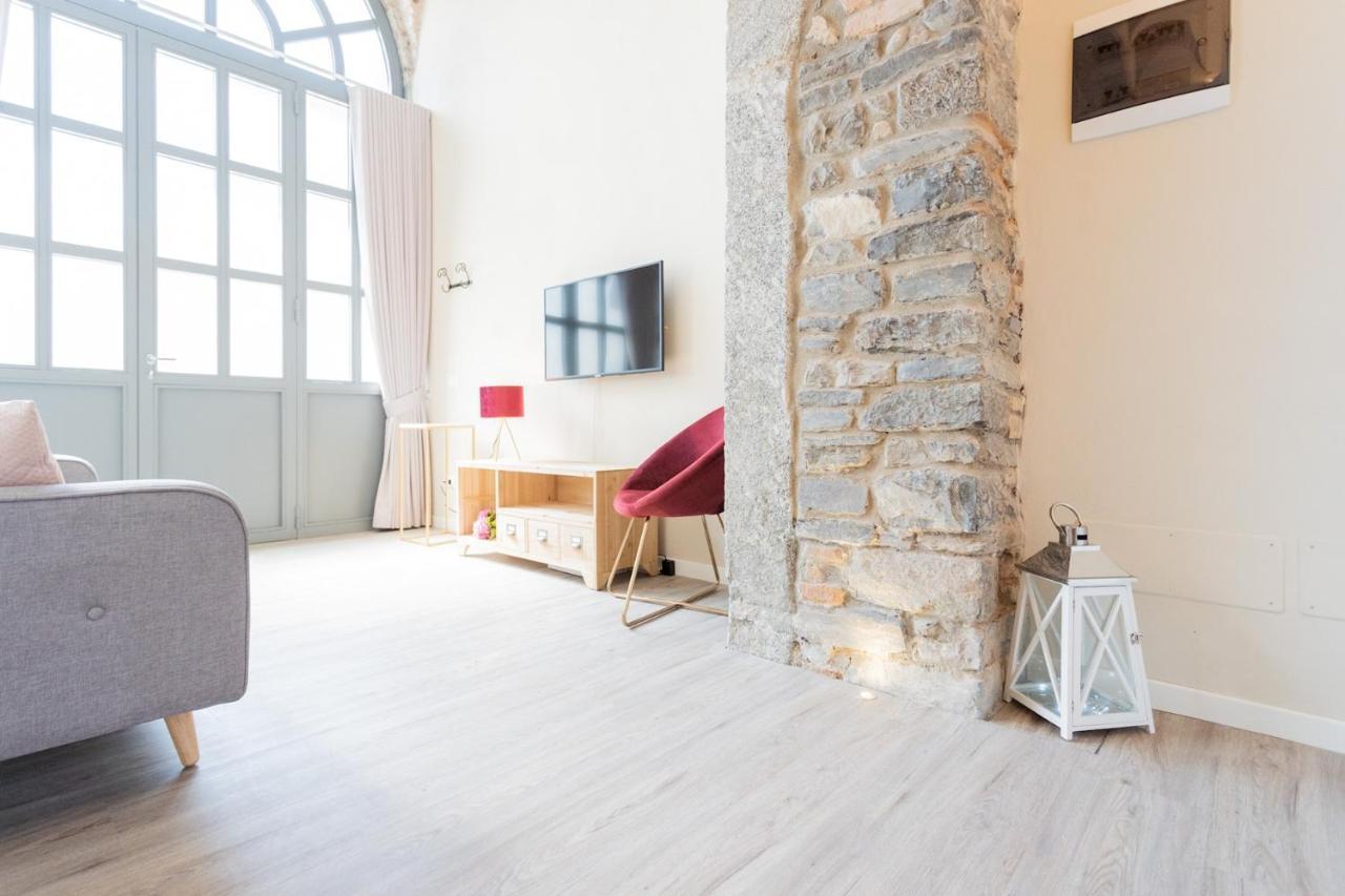 Romantic Escape Centre With Jacuzzi & Parking By Rent Apartment Como